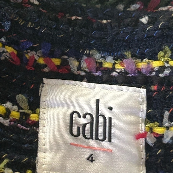 Cabi tweed coat with floral lining - Picture 14 of 14